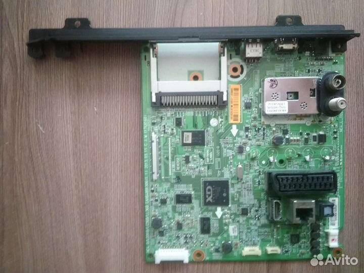 Материнская плата EBT62391007