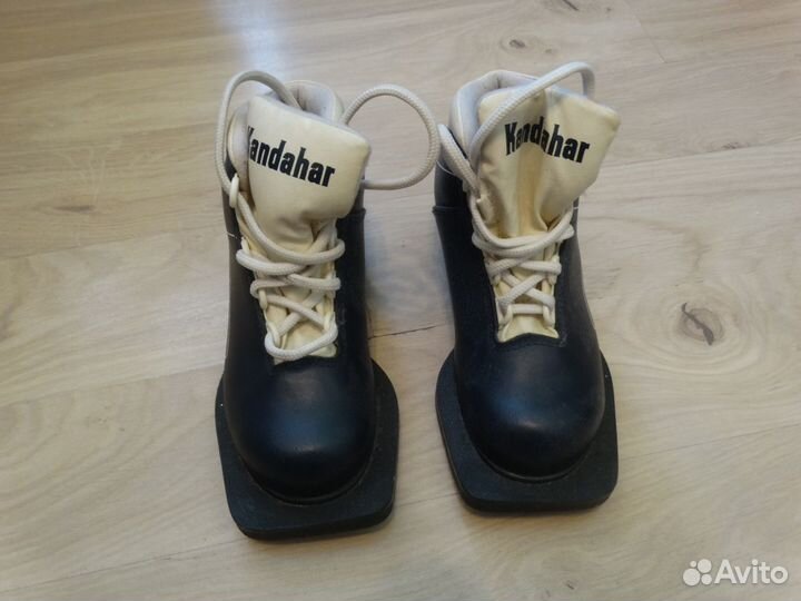 Лыжные ботинки детские