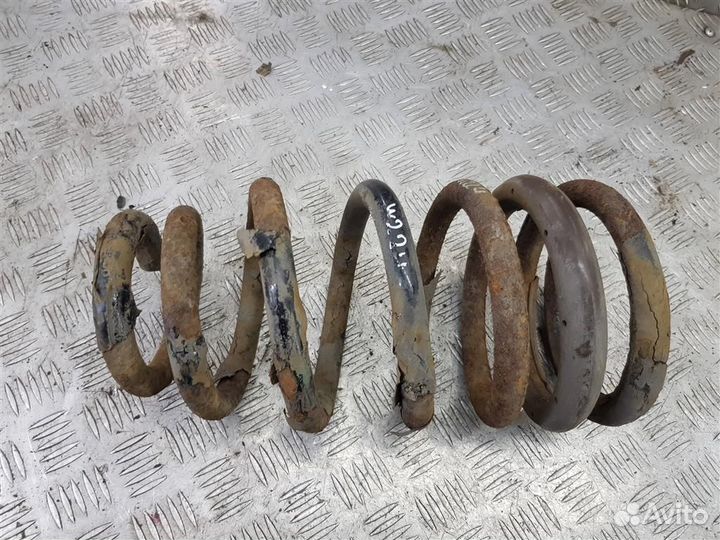 Пружина задняя Хендай Grand Starex H1