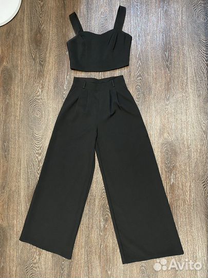 Классический костюм