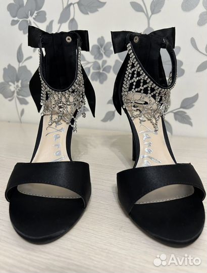 Босоножки женские 39 размер