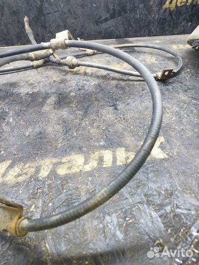 Трос стояночного тормоза honda civic 6 mb2 d14a8