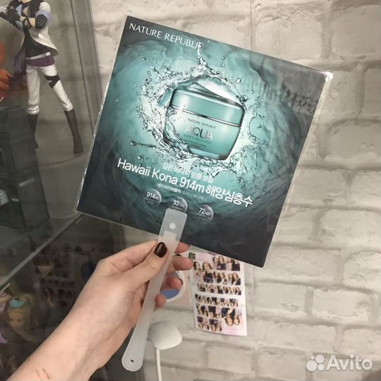 Exo веер с Бэкхёном (Nature Republic)