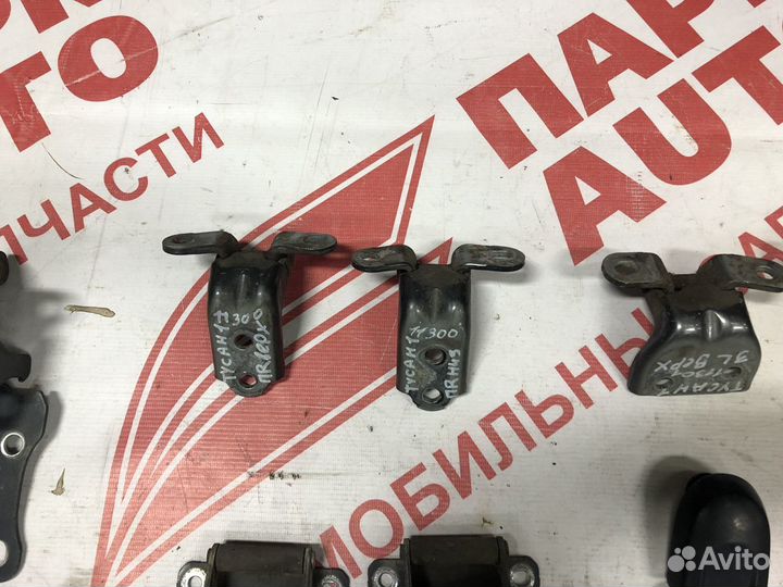 Петли для Хундай Тусан 1 2007