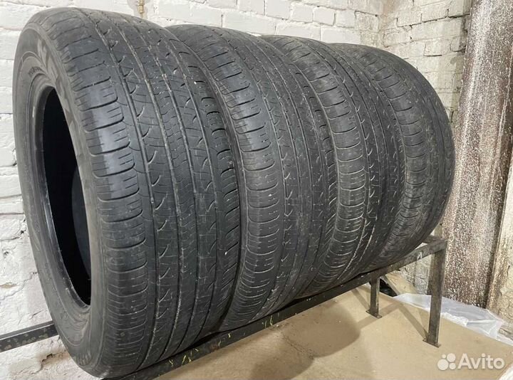 Nexen N'Priz AH8 235/60 R16 100H