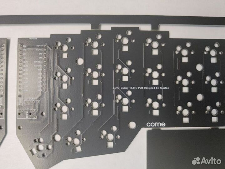 Печатная плата сплит клавиатуры Corne v3