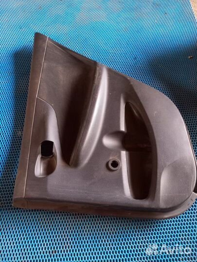 Обшивка карта двери задняя правая Toyota Corolla