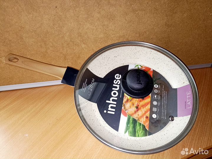 Сковорода Inhouse 28 см