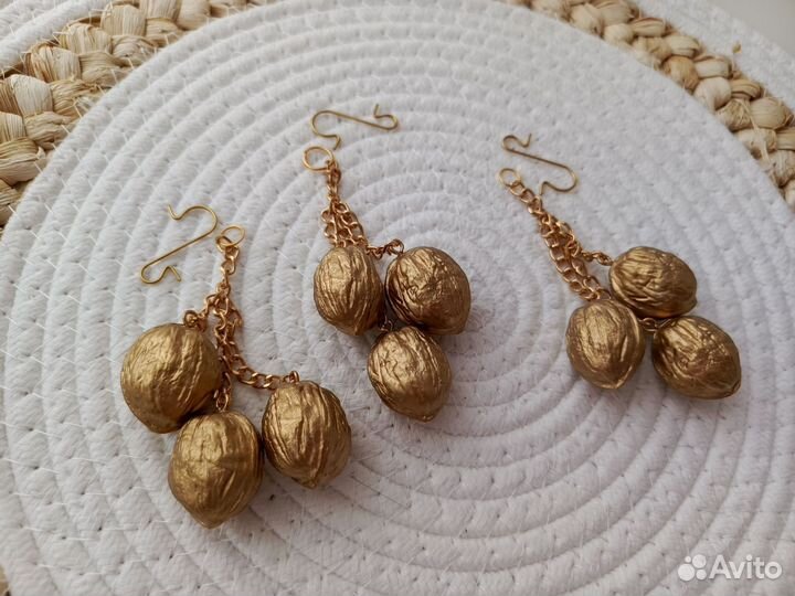 Елочная игрушка Три орешка ручная работа