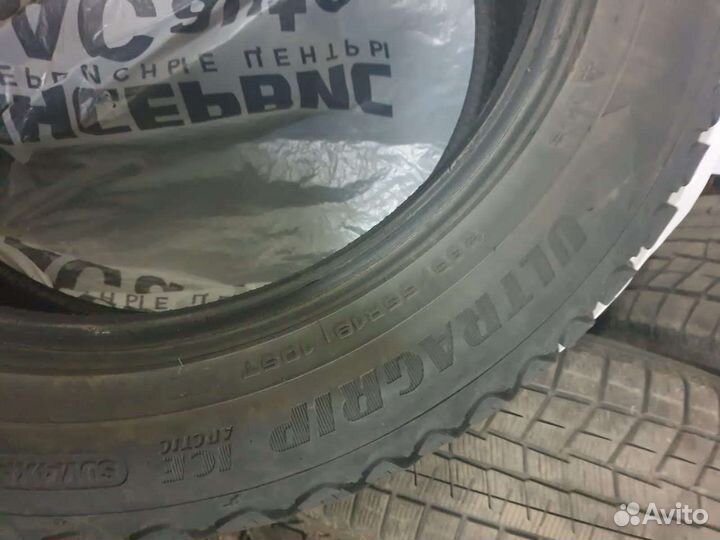 Goodyear Ultragrip Ice Arctic 235/55 R19