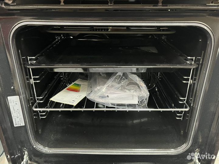 Электрический духовой шкаф Electrolux EZB53430aк н