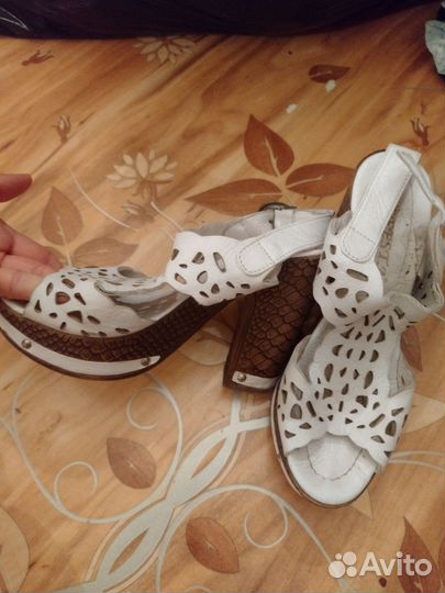 Босоножки на каблуках Турция 36р