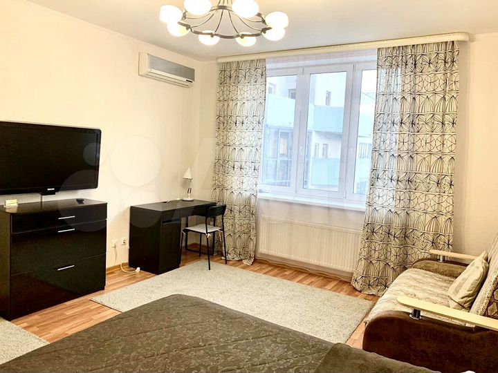 1-к. квартира, 52 м², 16/25 эт.