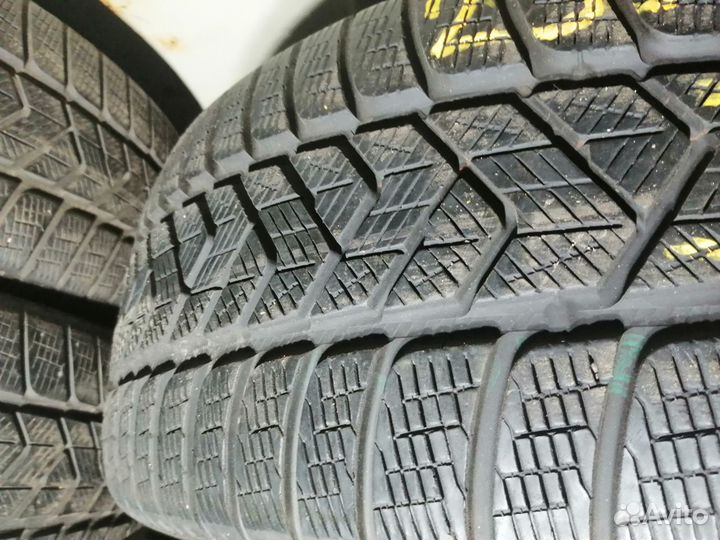 Pirelli Scorpion Winter 235/55 R19