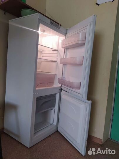 Холодильник