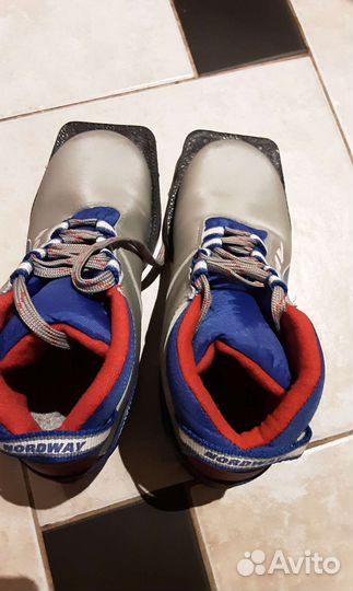 Лыжные ботинки 34размера Nordway