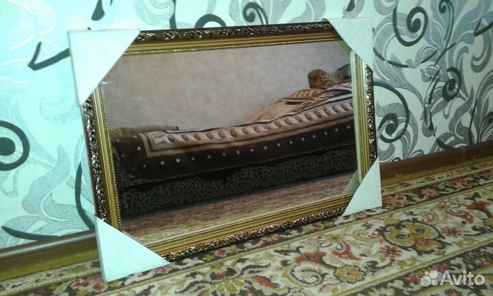 Зеркало интерьерное