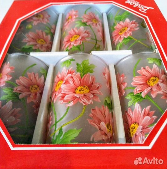 Столовый сервиз кухонной посуды (стаканов)