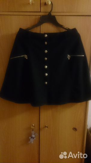 Практичные и стильные черные юбки