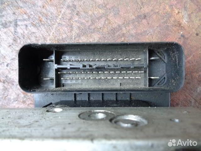 Блок управления тормозами/насос ABS Volkswagen Tou