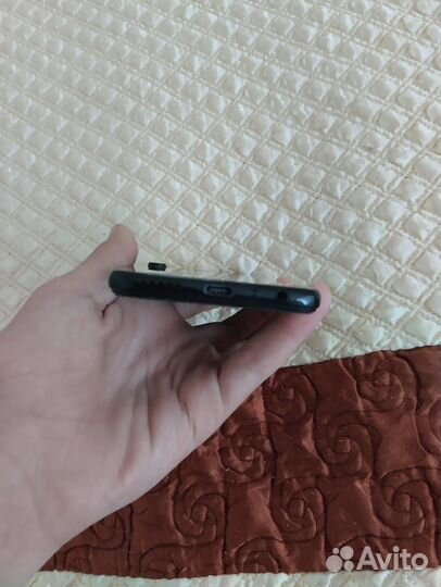 Продам или обменяю на айфон 7 или 6с