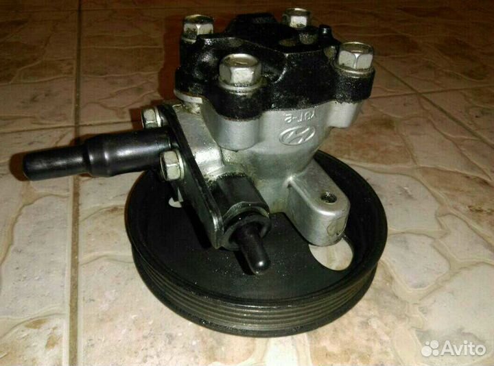 Гидроуселитель руля