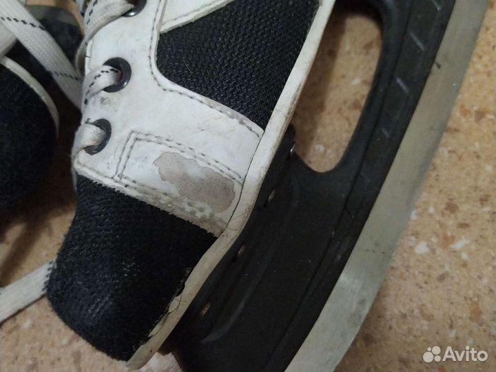 Коньки хоккейные 36 р