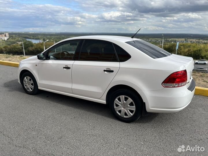 Volkswagen Polo 1.6 МТ, 2013, 97 000 км