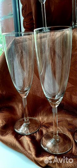Бокалы и рюмки