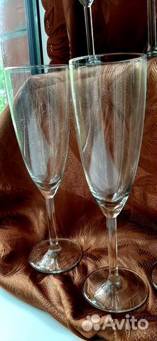 Бокалы и рюмки