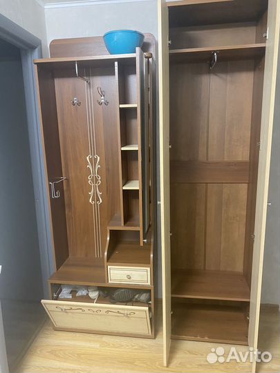 Шкаф в прихожую