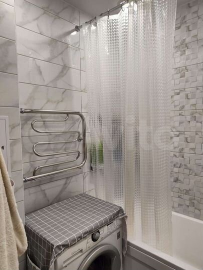 2-к. квартира, 52 м², 1/11 эт.