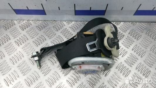 Ремень безопасности с пиропатроном сиденья передне