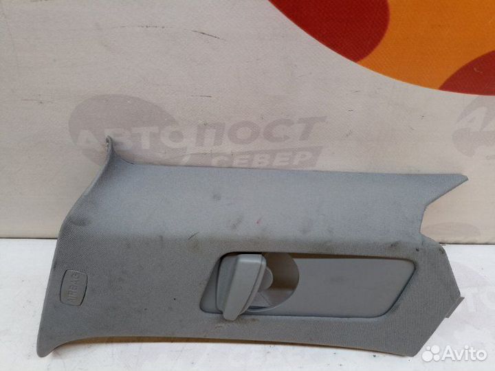 Обшивка стойки задняя правая Volkswagen Touareg 7L