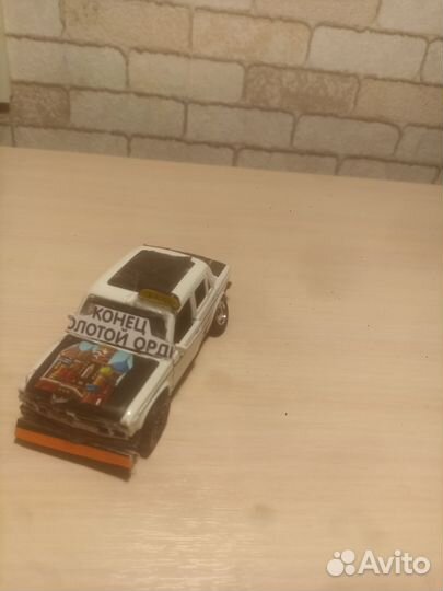 Модель автомобиля