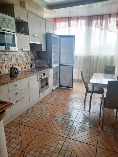 2-к. квартира, 78 м², 7/17 эт.