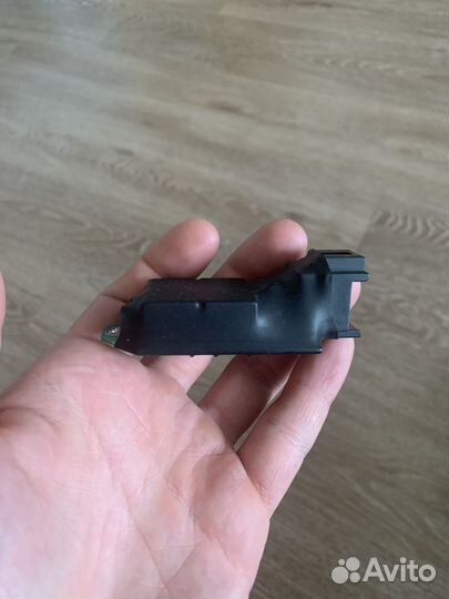 Реле поворотников нива