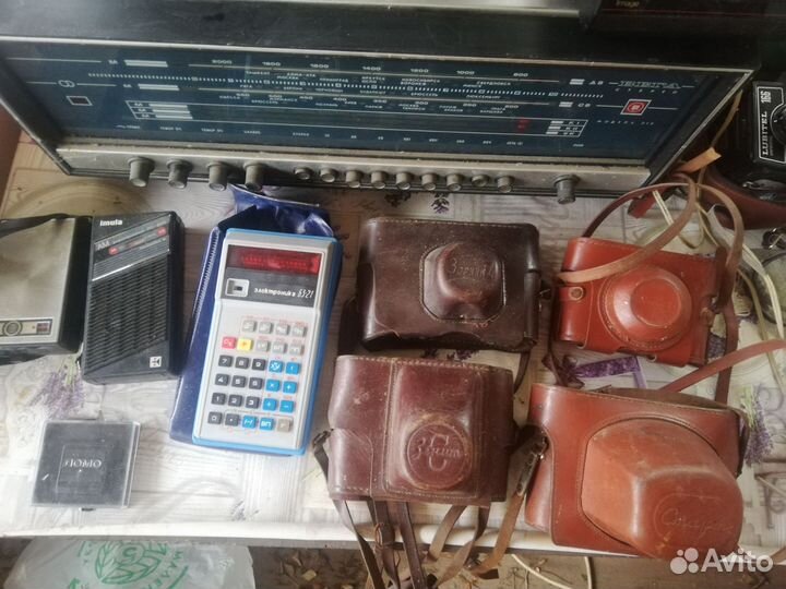 Радиоприемник, фотоаппараты и т.д