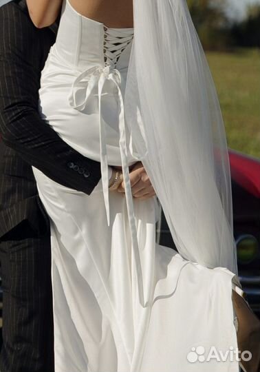 Платье свадебное