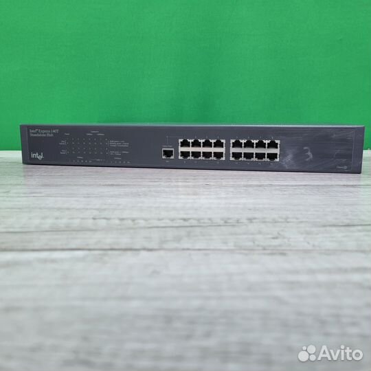 Концентратор Intel Express 140T
