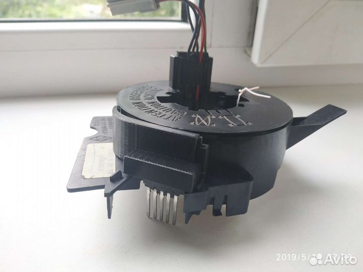 Переключатель шлейф Рено Меган Сценик