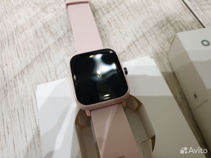 Смарт-часы Amazfit Bip U Pro, как новые