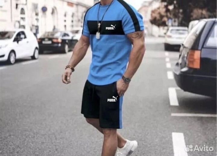 Мужской спортивный костюм