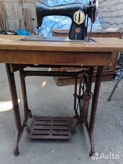 Швейная машина Подольск