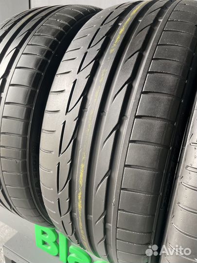 Bridgestone Potenza S001 225/40 R19 и 255/35 R19 89Y