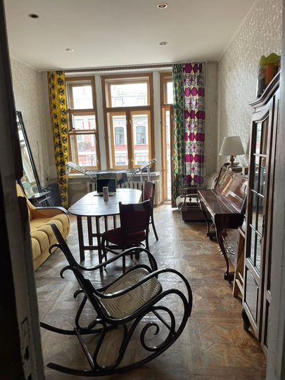 Комната 25 м² в 6-к., 5/7 эт.