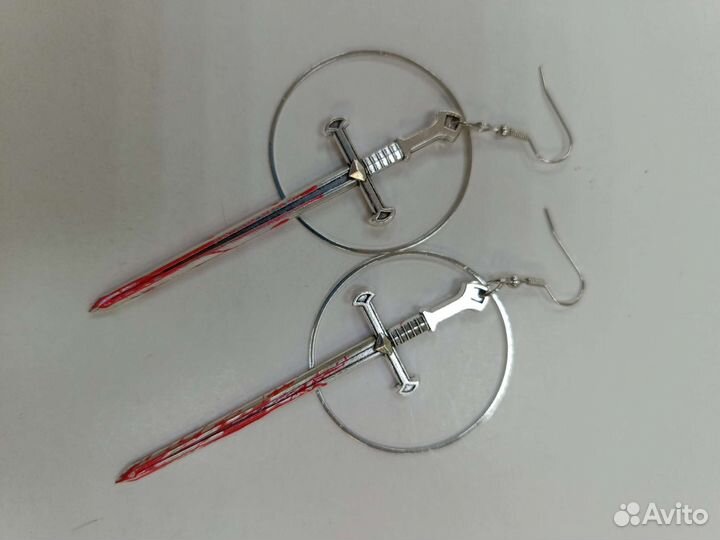 Панк серьги (готика)