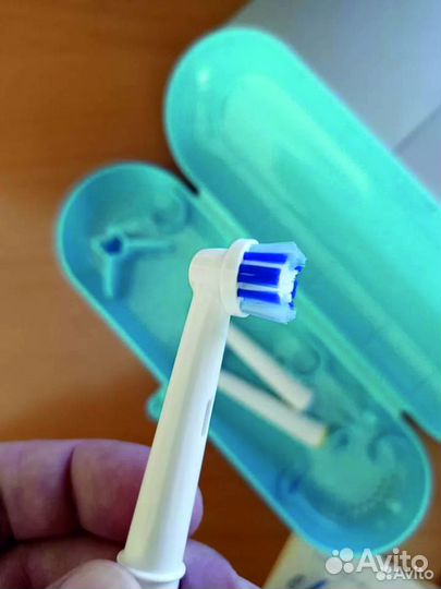 Зубная электронная щетка Braun Германия Оригинал