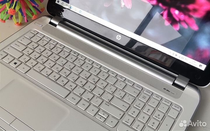 Ноутбук HP/4 ядра/ssd