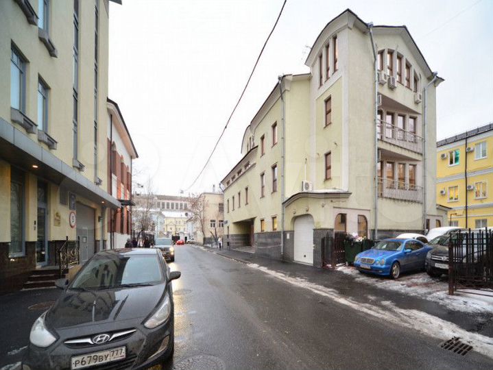 Здание, 1619 м²